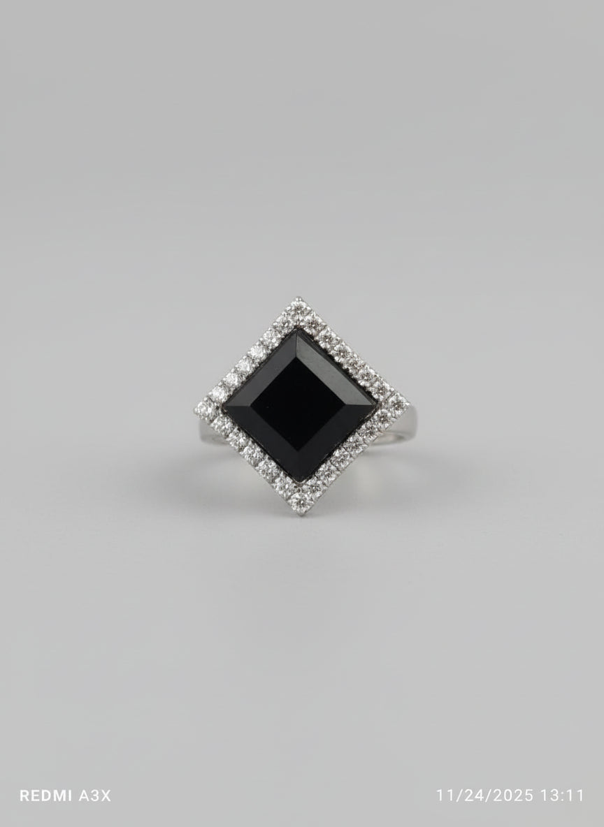 Black crystal stud